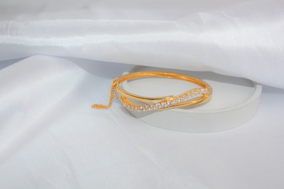 Photo Gold bracelet